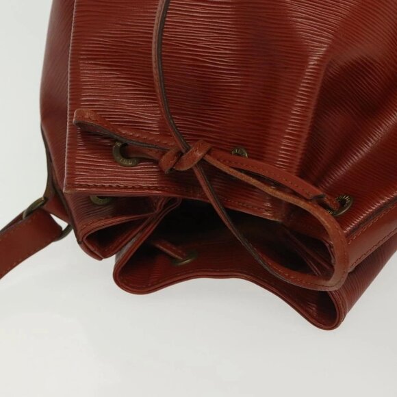 LOUIS VUITTON Epi Petit Noe Shoulder Bag Brown - Picture 6 of 16